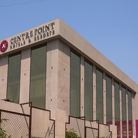 Centre Point Navi Mumbai Otel Dış mekan fotoğraf